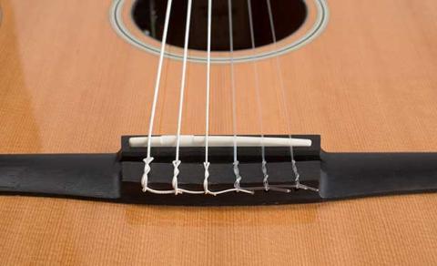 How to Restring Your Classical Guitar (Nylon Strings) - Easy 5