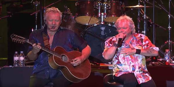 air supply guitar