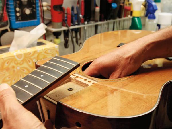 taylor guitar repair center